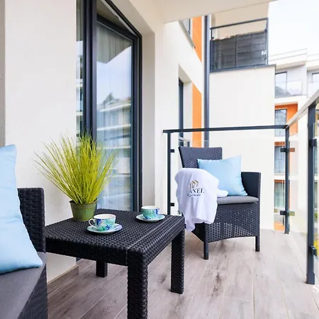Baltic Z Basenem - Baltic Apartment Pobierowo